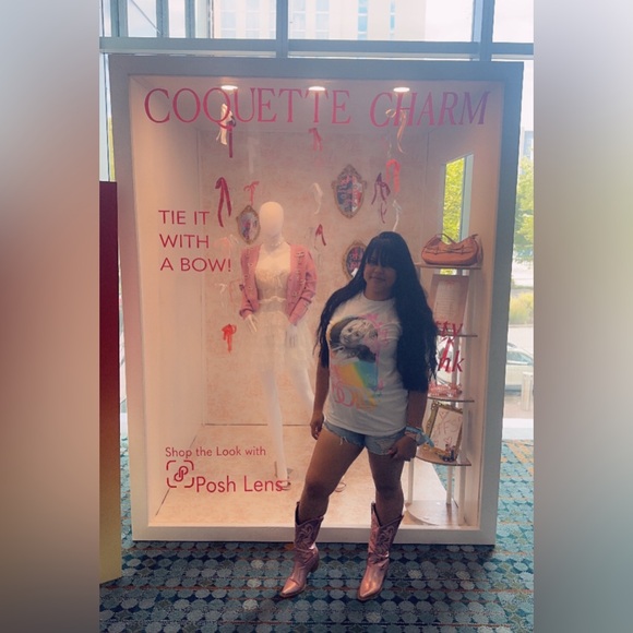 Krissy is LIVE 🦋 - Picture 13 of 14